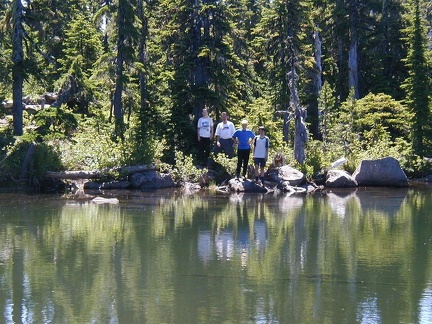 The other 4 hikers on our backpacking trip pose next to Jude Lake.