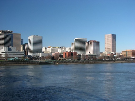 Portland riverfront from the east side of the Hawthorne Bridge.