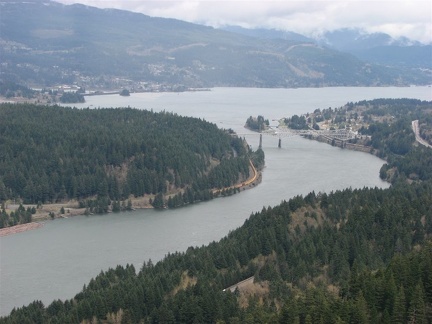 Looking east from Wauna Viewpoint towards Cascade Locks and the Bridge of the Gods which crosses the Columbia River