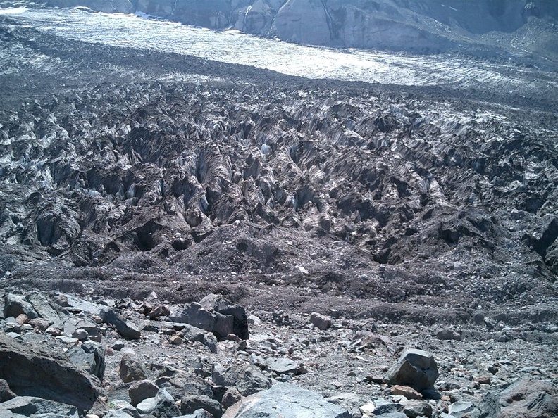 This is still Carbon Glacier, but much higher on the mountain nearly 6500ft.