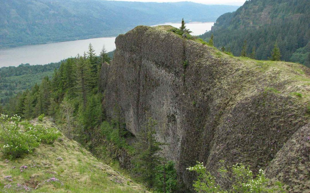 Cruzatt Rim and Pancakes Ledge, WA
