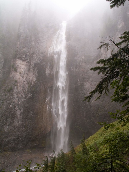 Comet Falls on a cloudy day seems kind of magical.