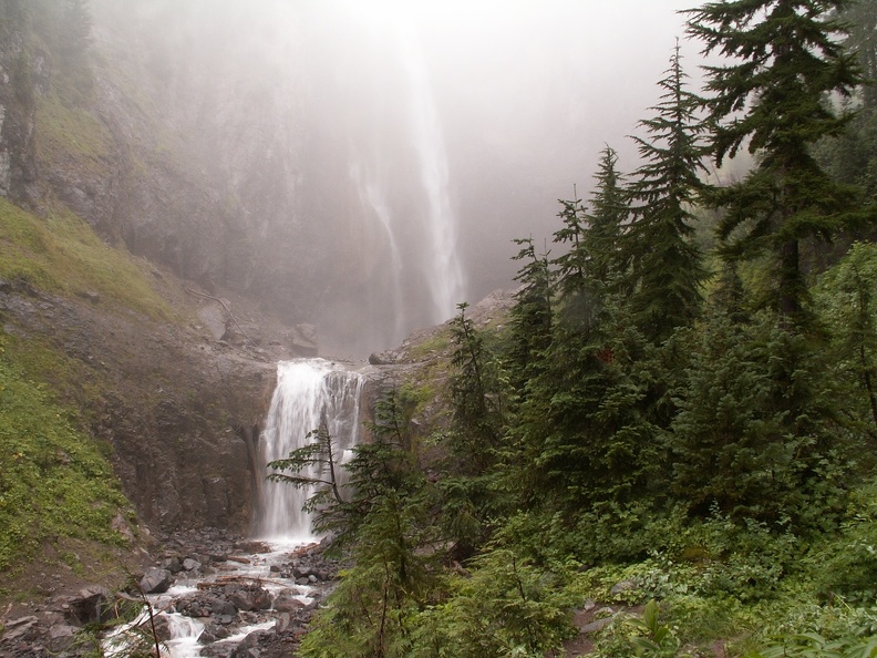 The view as you approach Comet Falls.