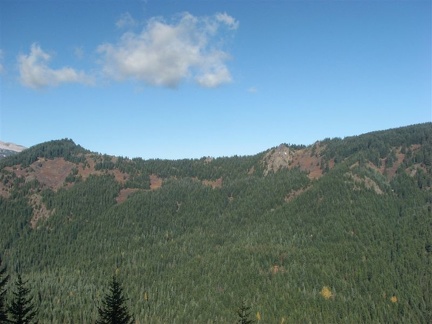A viewpoint along the Palmateer Point View Trail provides nice views of mountain ridges to the east.