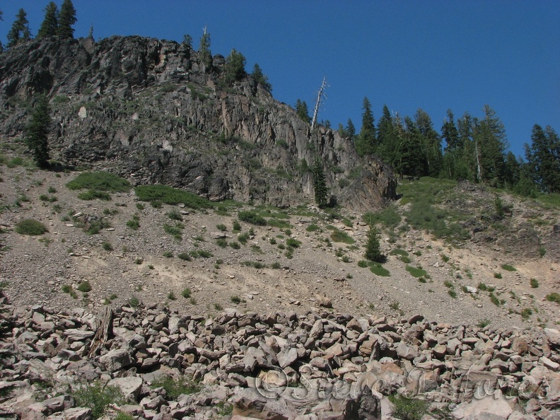 Anderson Bluffs tower above the Plaikni Falls Trail.