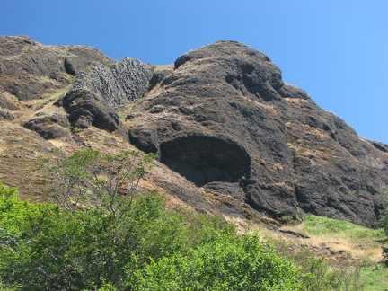 Looking towards the summit of Saddle Mountain