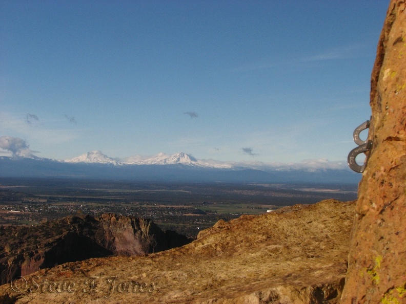 This is the highest point of any trail in Smith Rock State Park. Even here, you can find rock bolts permanently installed  just out of sight.