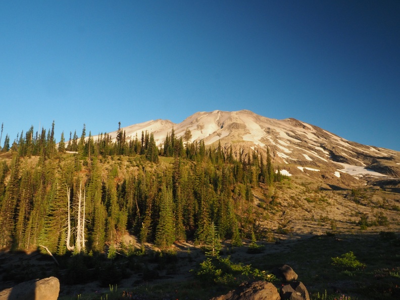 A lovely sunrise at our campsite above Ape Canyon.